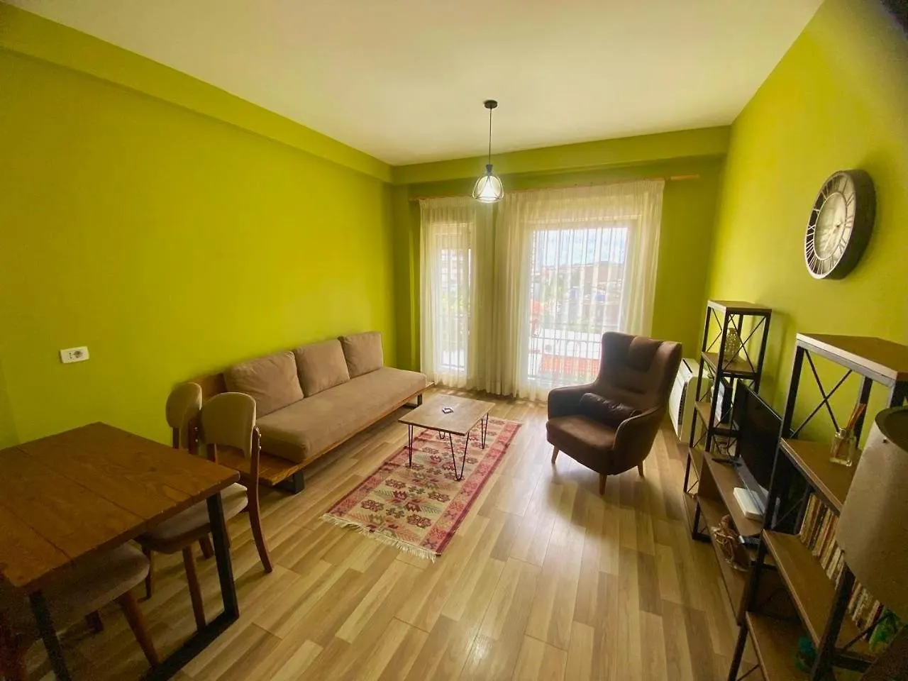 Cozy Stay Apartment Tirana
