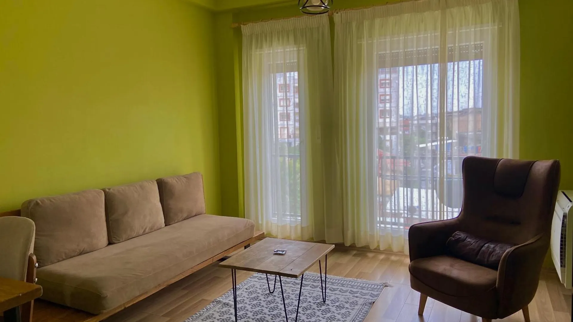 Cozy Stay Apartment Tirana Albanien